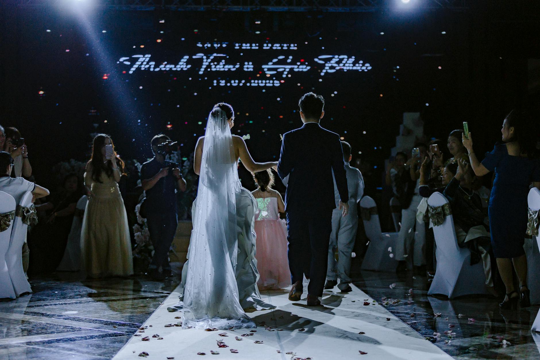 Der Gang zur Trauung